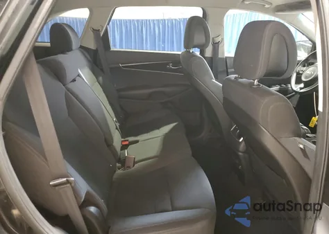 2016 Kia Sorento Lx z USA, uszkodzony, nr VIN 5XYPGDA39GG039166